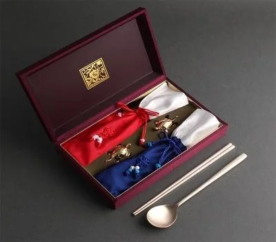 건강 방짜유기 수저 2인용 거북받침 청홍수저집 포...